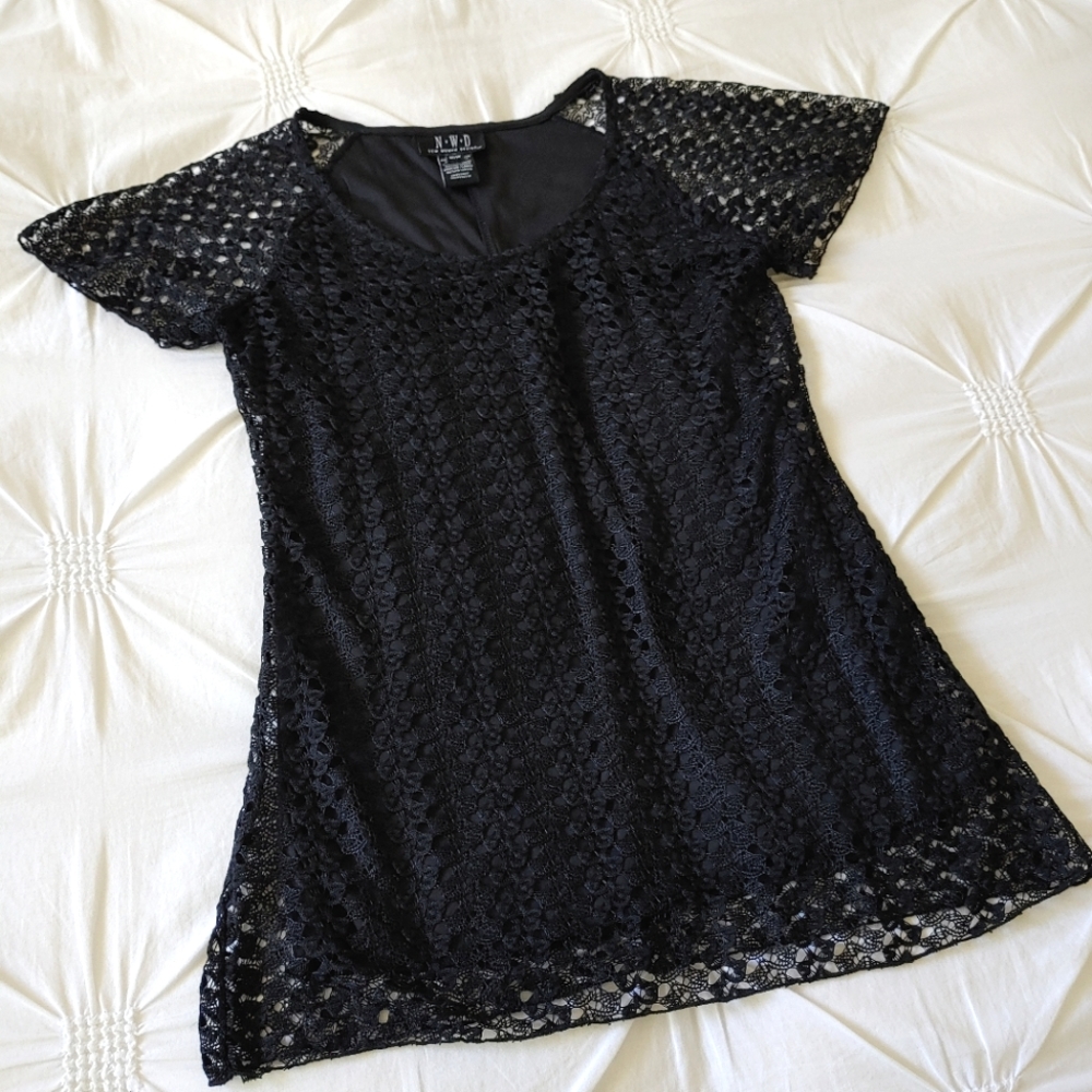 NWD Y2k black crochet lace tshirt top. Size M